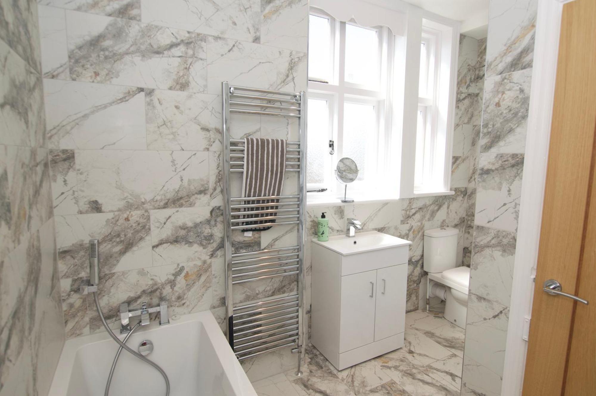 شقة Beautiful Large 3-Bed Coastal Flat With Parking. فرينتون أون سي المظهر الخارجي الصورة