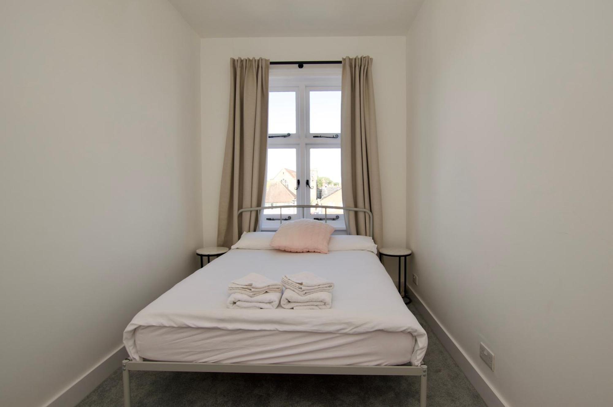 شقة Beautiful Large 3-Bed Coastal Flat With Parking. فرينتون أون سي المظهر الخارجي الصورة